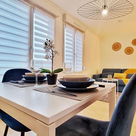 Le Smart - Parking - Terrasse - Wifi - Mulhouse - Relax Bnb Pfastatt Exteriör bild