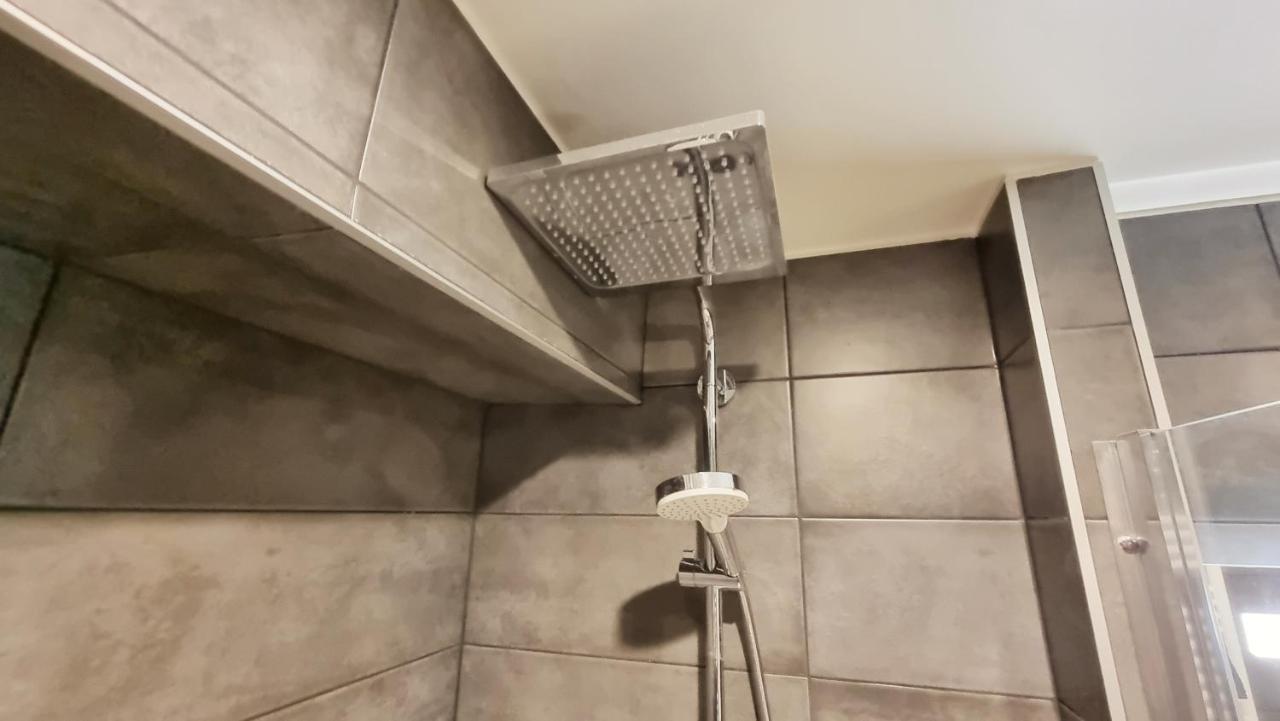 Le Smart - Parking - Terrasse - Wifi - Mulhouse - Relax Bnb Pfastatt Exteriör bild