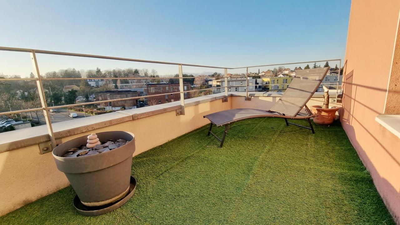Le Smart - Parking - Terrasse - Wifi - Mulhouse - Relax Bnb Pfastatt Exteriör bild